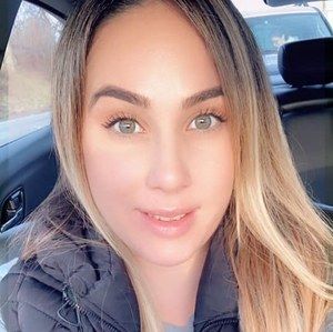 Meet your Posher, Andrea lee